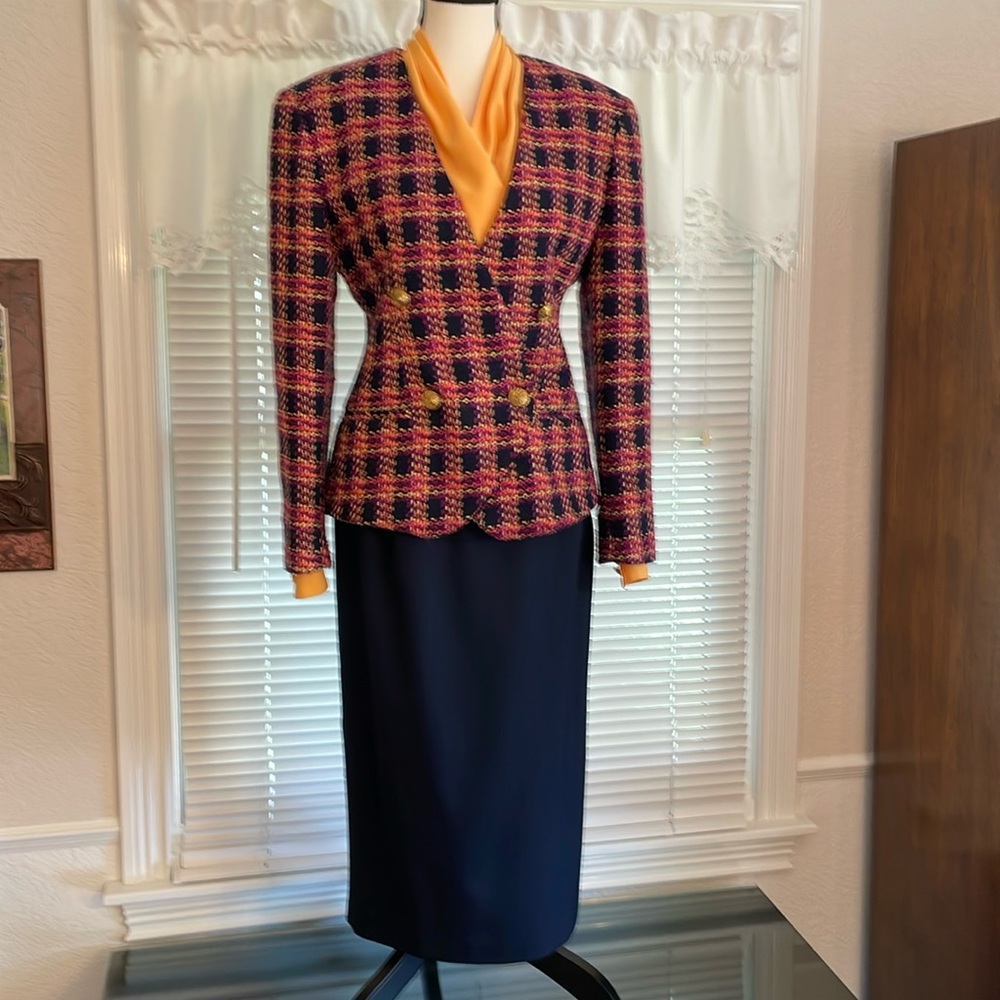 Vintage 90’s Breckenridge 3-pc Wool Suit, Size 4